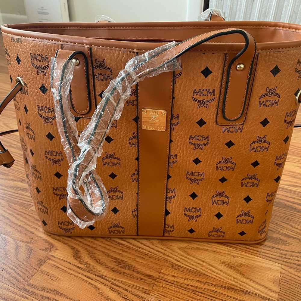 Handbag